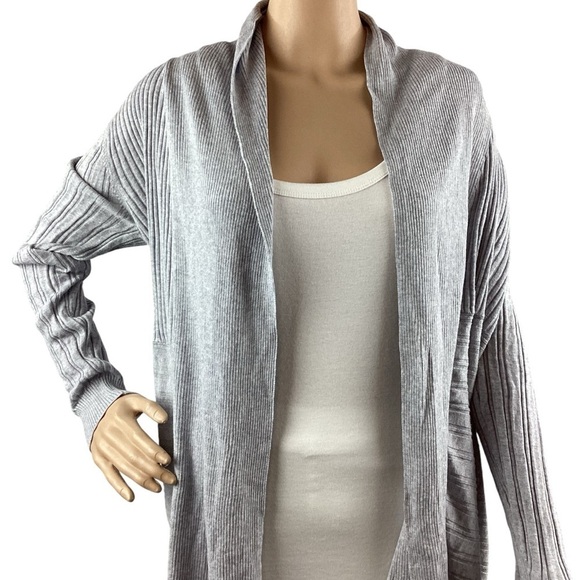 L.L. Bean Mixed Knit Open Front Cardigan Size M Gray - Picture 2 of 7